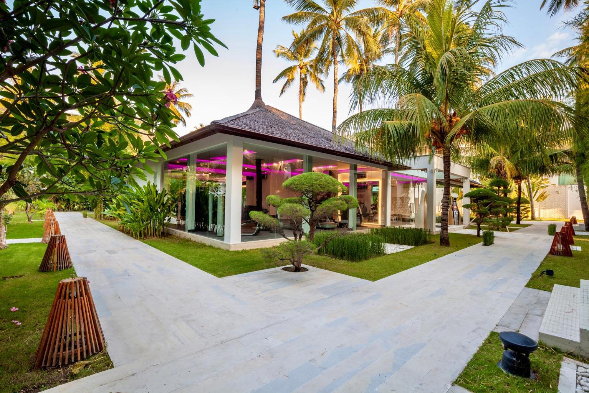 Seven Secrets By Hanging Gardens Senggigi Exteriör bild