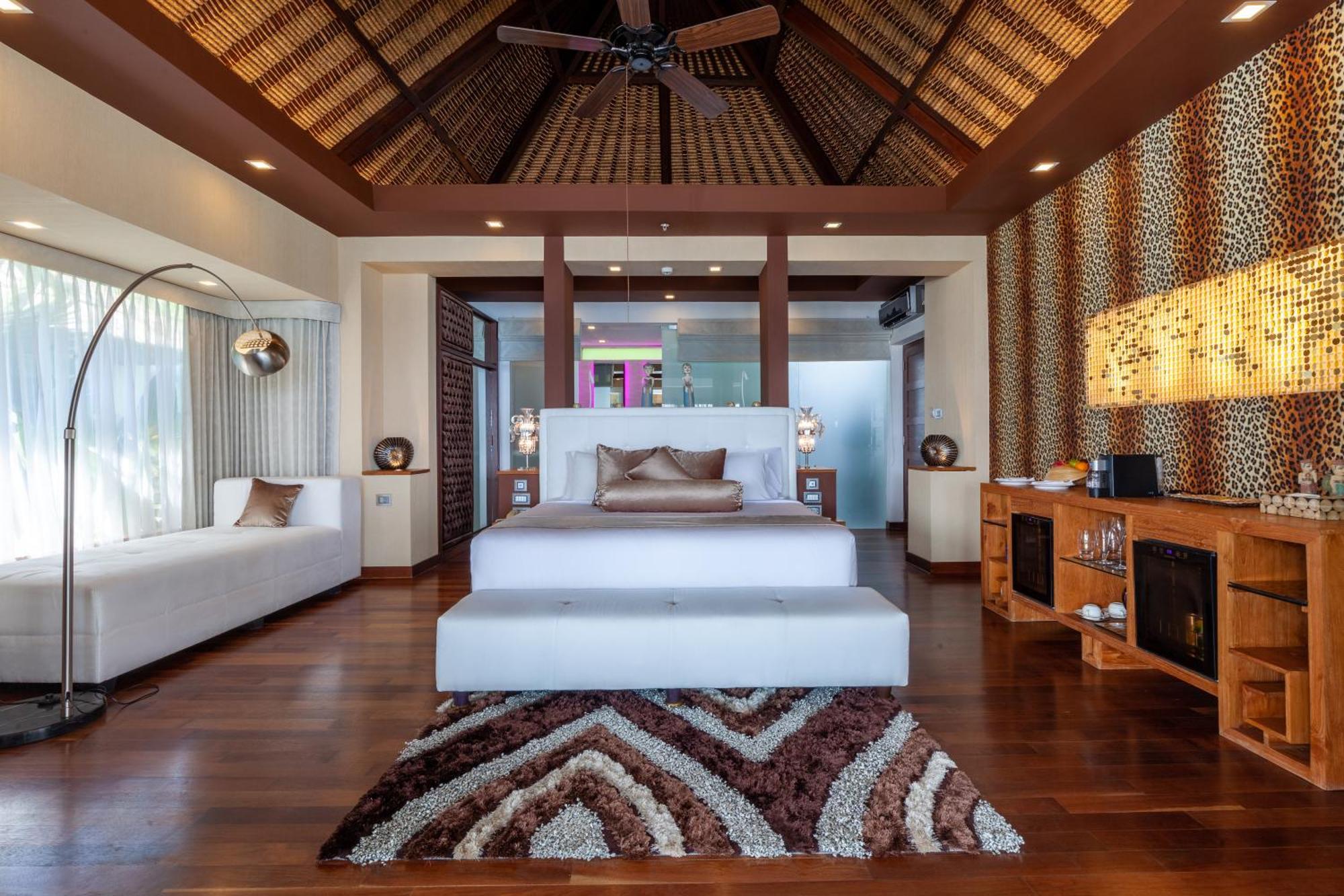 Seven Secrets By Hanging Gardens Senggigi Exteriör bild